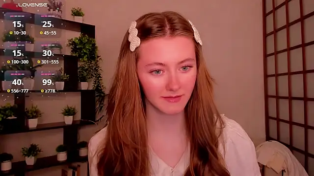 Snapshot of KateCuddle chatting on May 2026 02:42:02 AM KateCuddle online show from May 2026 02:42:02 AM