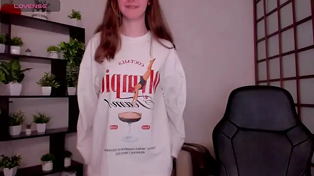 KateCuddle online show from March 2026 02:48:01 AM