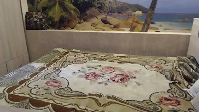 Aphelandra online show from March 2025 01:01:02 PM