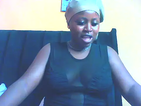 Snapshot of EboniesBelle chatting on April 2026 05:53:01 AM EboniesBelle online show from April 2026 05:53:01 AM