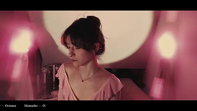 WebCora online show from March 2026 04:51:02 PM