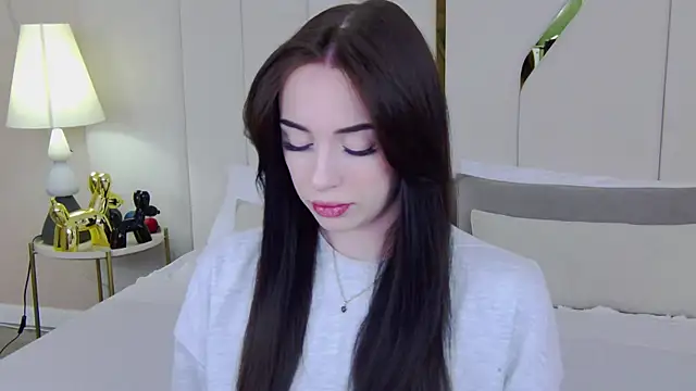 Betty Bridge online show from March 2026 05:13:02 AM