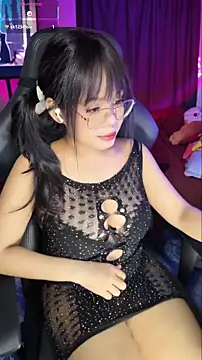 Maple Honeycome online show from October 2025 06:31:01 PM