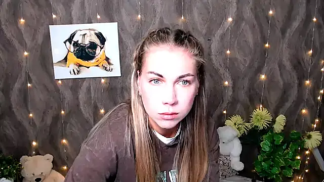 Sport Tall Doll online show from September 2025 06:45:01 AM