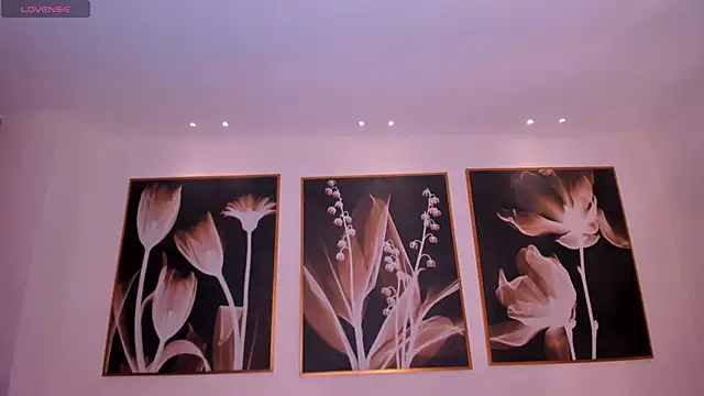 Snapshot of KendraClarkX chatting on February 2026 04:43:01 AM KendraClarkX online show from February 2026 04:43:01 AM