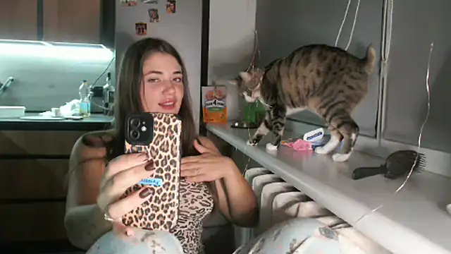 delightful sofi online show from October 2025 08:21:02 PM