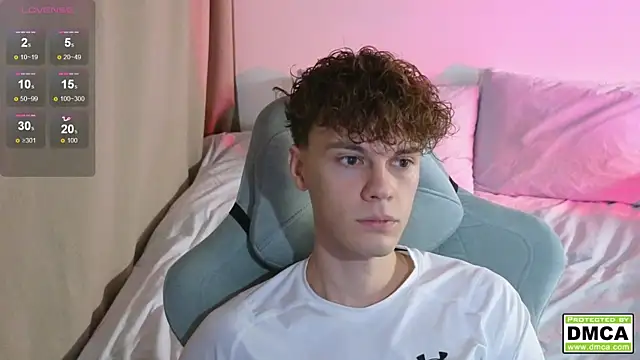 cute thomas online show from October 2025 05:59:01 PM