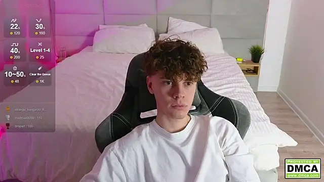 cute thomas online show from February 2025 11:23:02 PM