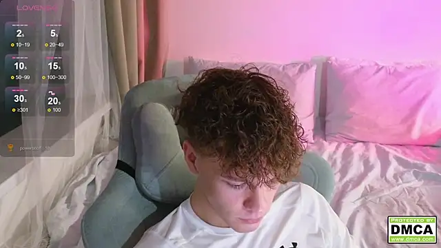 cute thomas online show from October 2025 09:37:01 PM