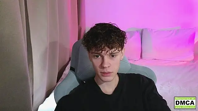 cute thomas online show from February 2026 11:21:01 AM