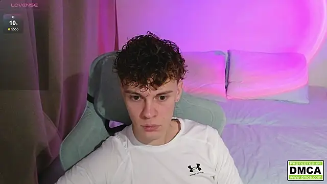 cute thomas online show from January 2026 03:16:01 PM