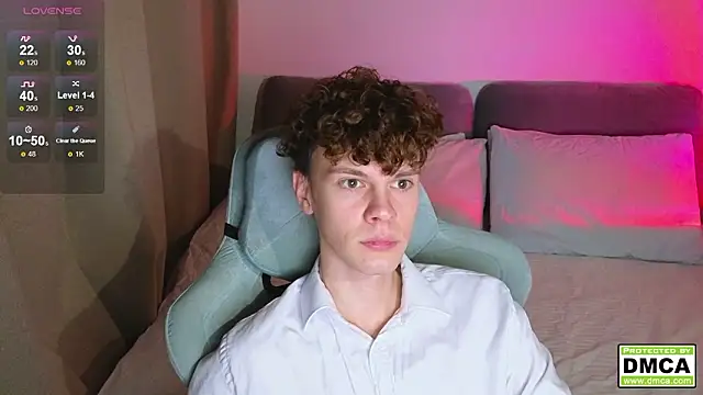 cute thomas online show from February 2026 03:09:01 PM