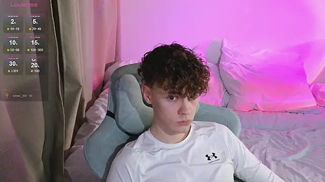 cute thomas online show from March 2026 06:09:01 PM