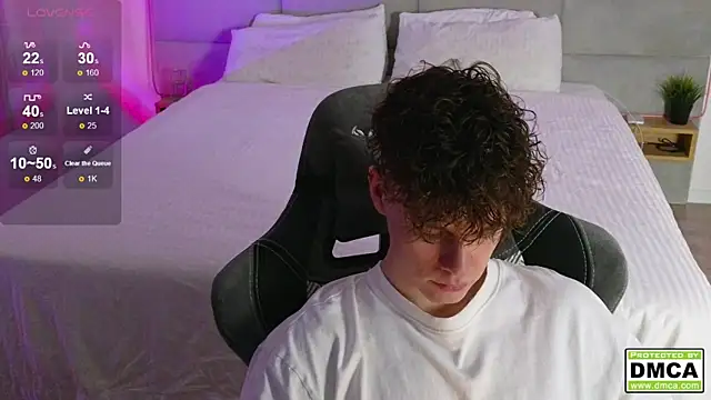 cute thomas online show from January 2025 07:07:01 PM