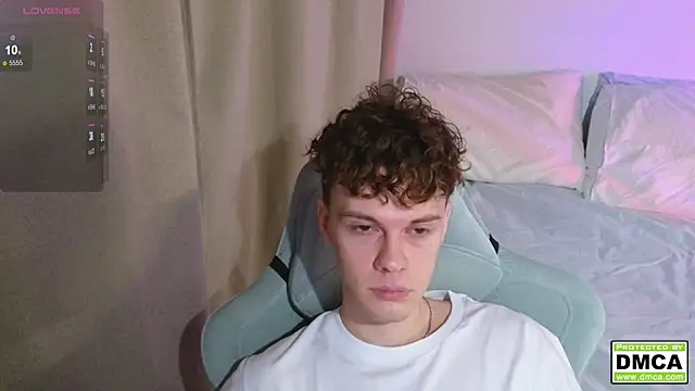 cute thomas online show from December 2025 03:50:02 PM