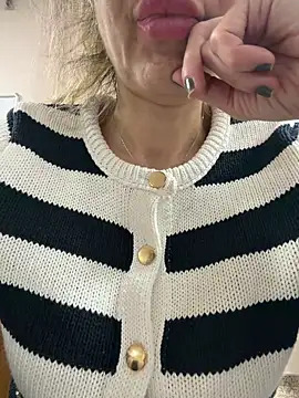 AmazingBitch online show from February 2026 02:09:02 AM