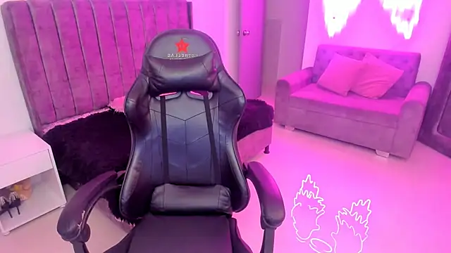 xiomara  cortes online show from November 2025 07:29:01 PM