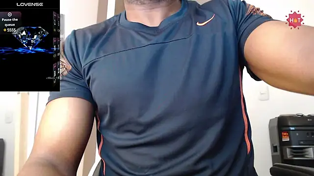 Snapshot of michael_xxx chatting on February 2025 03:05:01 PM michael xxx online show from February 2025 03:05:01 PM