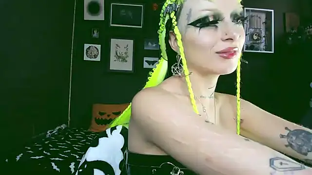 Snapshot of insania_9999_ chatting on January 2025 04:36:02 PM insania 9999 online show from January 2025 04:36:02 PM