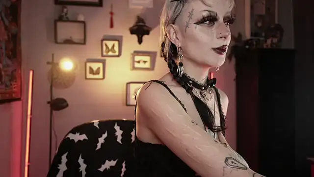 insania 9999  online show from March 2026 04:11:01 PM