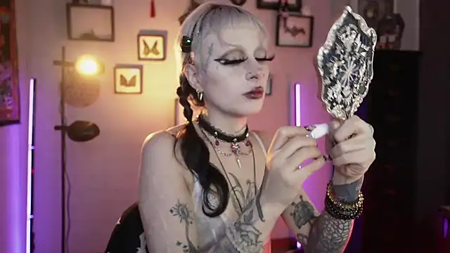 insania 9999  online show from March 2026 04:25:01 PM