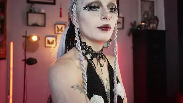 insania 9999  online show from February 2026 04:07:01 PM