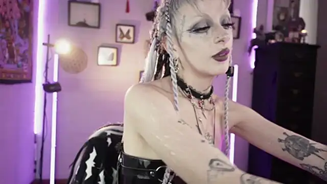 insania 9999  online show from February 2026 04:07:01 PM