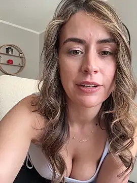 Snapshot of Wetbabygirlxo chatting on February 2026 06:05:02 PM Wetbabygirlxo online show from February 2026 06:05:02 PM