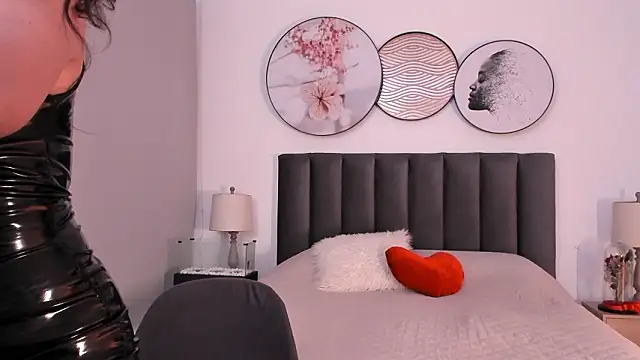 SaharaGarcia   online show from March 2026 07:12:02 PM