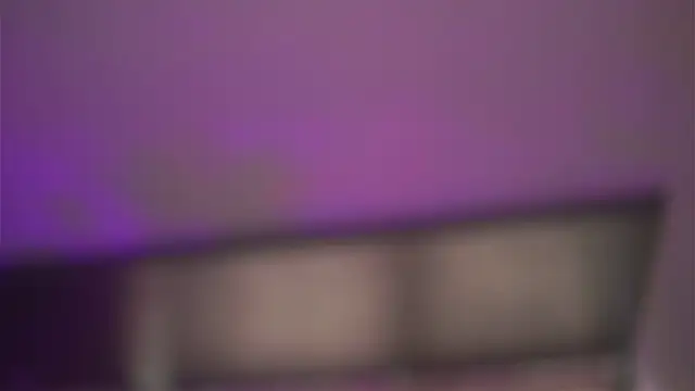 Snapshot of HotSkinnyX chatting on November 2025 09:35:01 AM HotSkinnyX online show from November 2025 09:35:01 AM