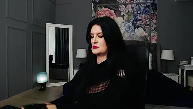 Snapshot of DomMelissaW chatting on December 2024 01:27:02 AM DomMelissaW online show from December 2024 01:27:02 AM