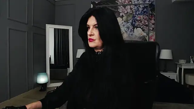 Snapshot of DomMelissaW chatting on February 2025 11:03:02 PM DomMelissaW online show from February 2025 11:03:02 PM