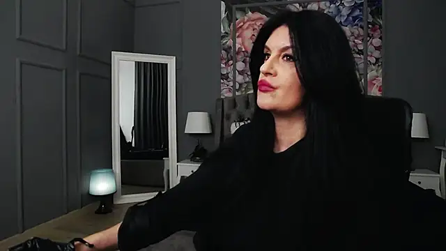 Snapshot of DomMelissaW chatting on February 2025 09:26:02 PM DomMelissaW online show from February 2025 09:26:02 PM
