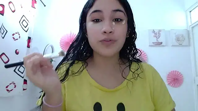 Snapshot of InocentHeaven1 chatting on November 2025 01:04:02 PM InocentHeaven1 online show from November 2025 01:04:02 PM