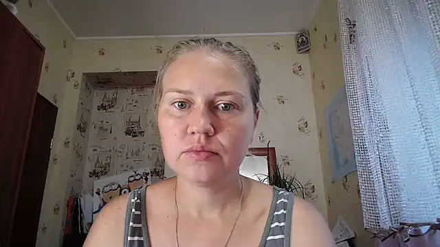 Snapshot of dream_alexa chatting on July 2026 04:01:01 AM dream alexa online show from July 2026 04:01:01 AM