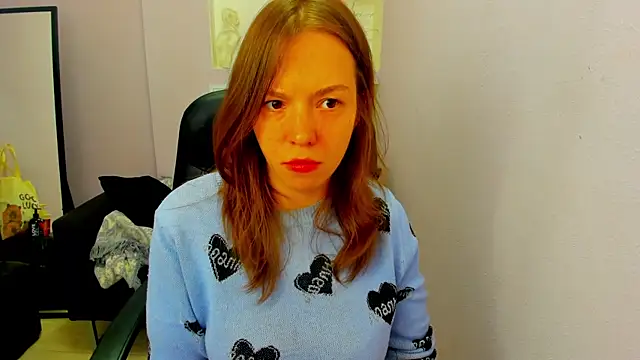 Persephoni online show from April 2026 08:58:02 PM