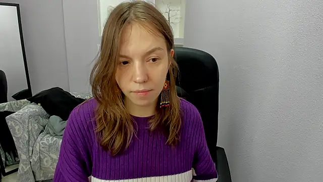 Snapshot of Persephoni chatting on February 2026 04:20:02 PM Persephoni online show from February 2026 04:20:02 PM