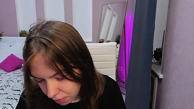 Snapshot of Persephoni chatting on March 2026 03:56:02 PM Persephoni online show from March 2026 03:56:02 PM