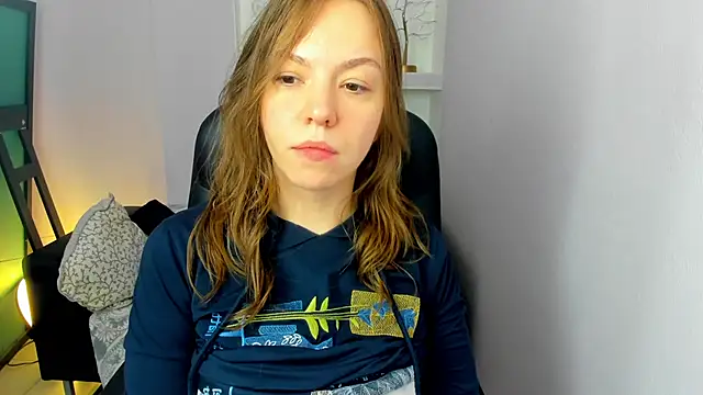 Persephoni online show from April 2026 10:23:01 AM