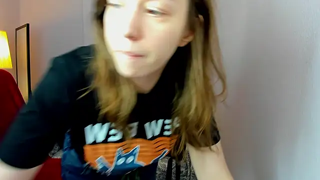 Snapshot of Persephoni chatting on June 2026 10:36:02 AM Persephoni online show from June 2026 10:36:02 AM