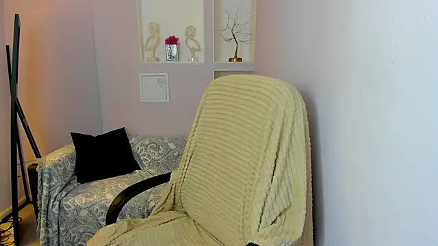 Snapshot of Persephoni chatting on June 2026 10:32:01 AM Persephoni online show from June 2026 10:32:01 AM