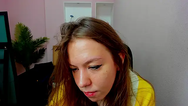 Snapshot of Persephoni chatting on September 2025 08:21:02 PM Persephoni online show from September 2025 08:21:02 PM