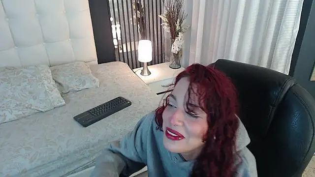 LiaVillalobos online show from February 2026 12:04:01 PM