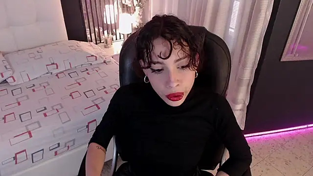 LiaVillalobos online show from January 2026 11:50:01 AM