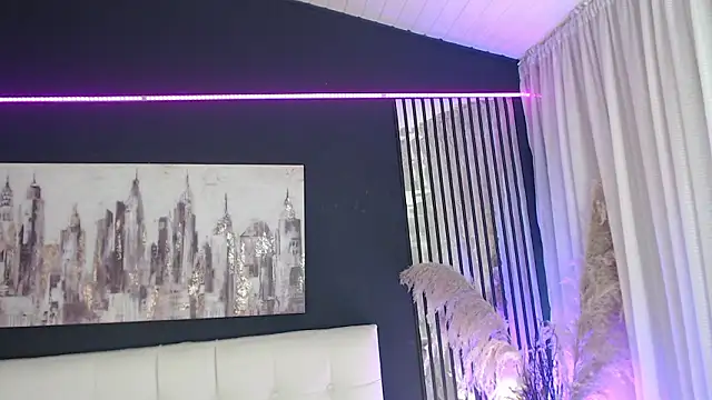 LiaVillalobos online show from March 2026 12:20:01 PM