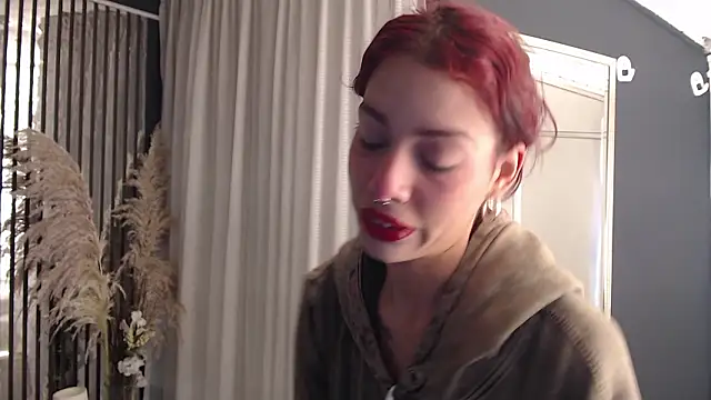 LiaVillalobos online show from February 2026 11:43:01 AM