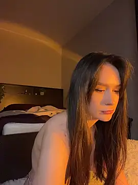 itssophiie online show from June 2026 11:02:01 PM