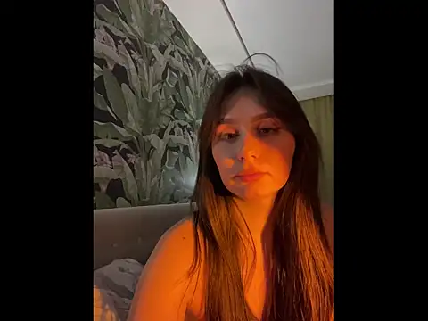 itssophiie online show from March 2026 10:32:01 PM