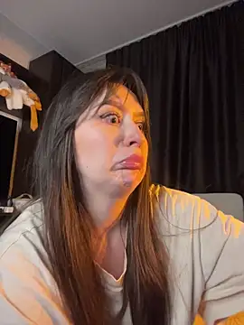 itssophiie online show from May 2026 06:27:02 PM