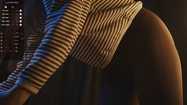 itssophiie online show from November 2025 08:13:02 PM